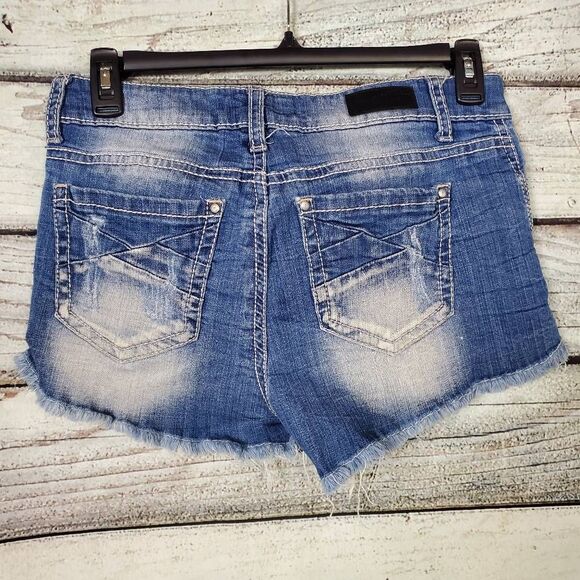 Daytrip Capricorn Distressed Cutoff Jean Shorts Women’s Size 30 Frayed Hem - Picture 3 of 7